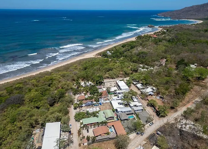 Cozy Beachside With Pool And Free Wifi Apartamento *